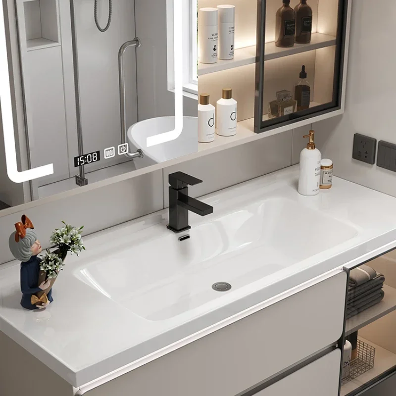 Items Garage Bathroom Cabinet  - مراجعة Luxury Skincare Aesthetic وسعره